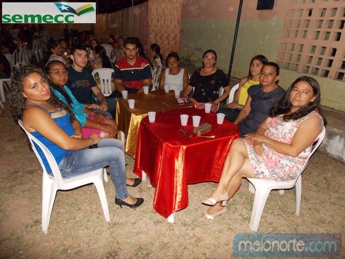   Confraternização de fim de ano aos profissionais da Educação Municipal - Imagem 44