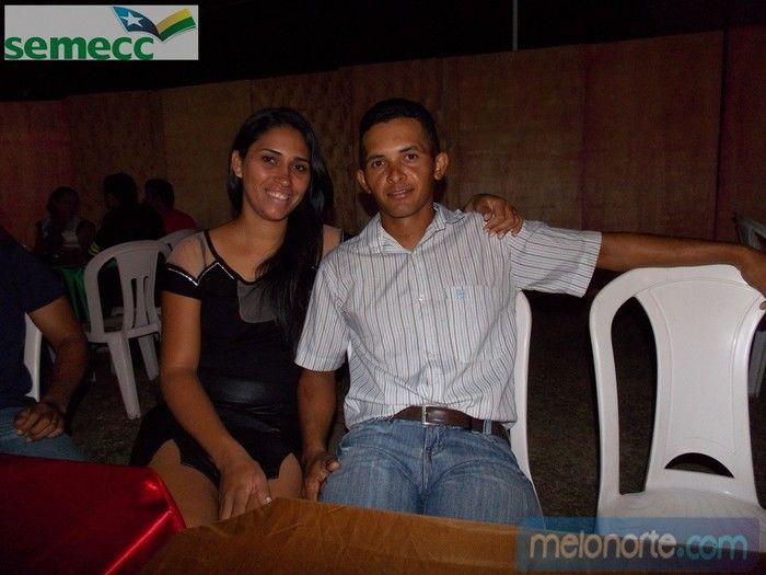   Confraternização de fim de ano aos profissionais da Educação Municipal - Imagem 31