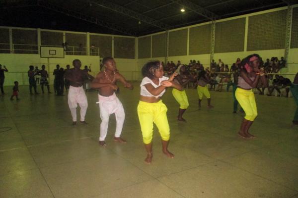 Secretaria de Assistência Social realiza evento para marcar o encerramento das atividades ano 2014 - Imagem 127
