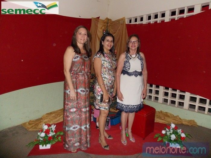   Confraternização de fim de ano aos profissionais da Educação Municipal - Imagem 76