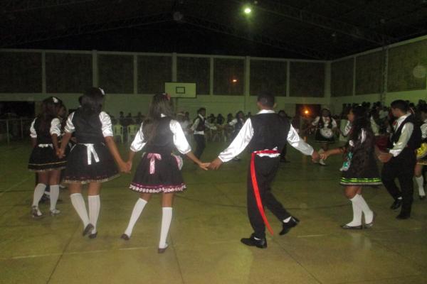 Secretaria de Assistência Social realiza evento para marcar o encerramento das atividades ano 2014 - Imagem 78
