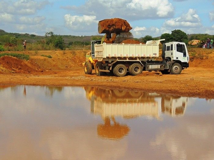 Prefeitura amplia e aprofunda bacia da barragem da comunidade São João - Imagem 6