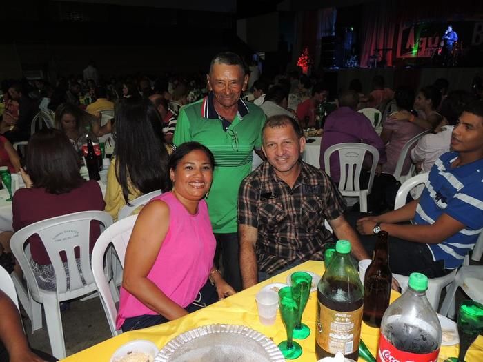 Prefeitura de Água Branca realiza festa de confraternização de fim de ano - Imagem 48
