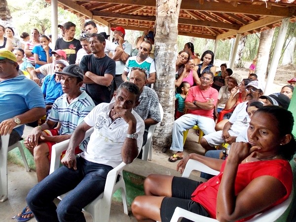 Secretaria de Agricultura e Desenvolvimento Rural entrega boletos do garantia safra 2014/2015 - Imagem 17