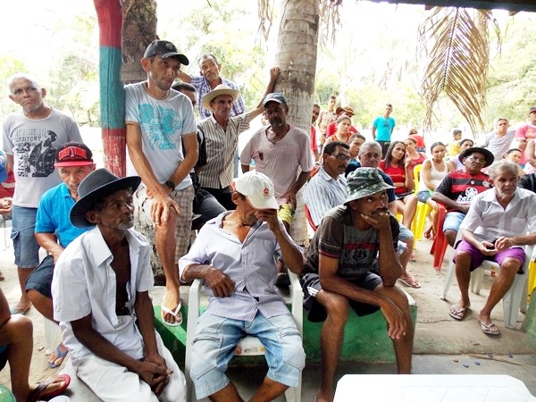 Secretaria de Agricultura e Desenvolvimento Rural entrega boletos do garantia safra 2014/2015 - Imagem 25