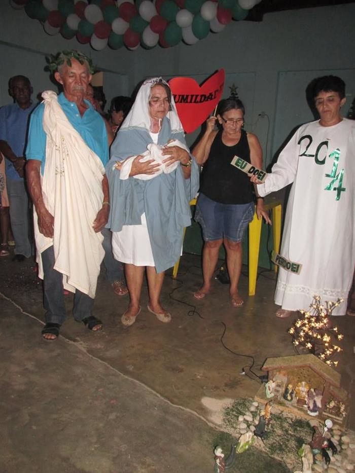 Secretaria Municipal de Assistência Social realiza confraternização com os idosos - Imagem 6