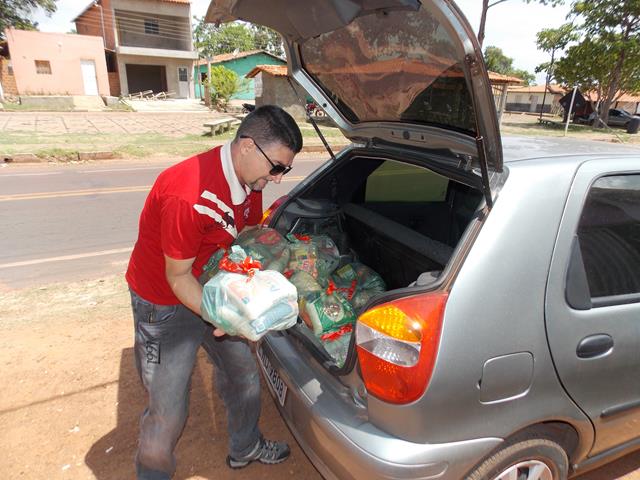 ENTREGA DE CESTA BÁSICA POR UM JOVEM BATALHA - Imagem 11