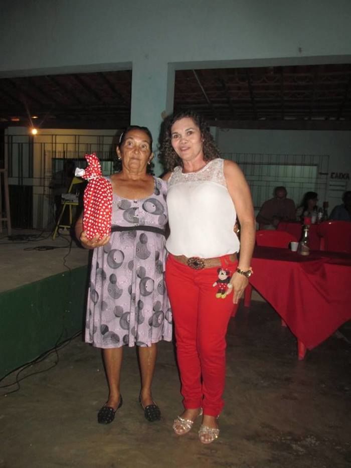 Secretaria Municipal de Assistência Social realiza confraternização com os idosos - Imagem 15