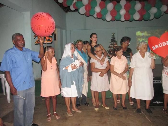 Secretaria Municipal de Assistência Social realiza confraternização com os idosos - Imagem 13