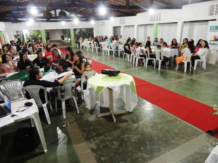 SEMED comemora resultados obtidos com confraternização - Imagem 21