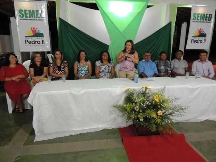 SEMED comemora resultados obtidos com confraternização - Imagem 49