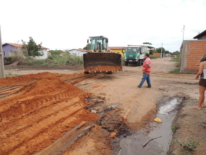 Prefeitura Municipal realiza operação para limpeza e recuperação de vias pública - Imagem 11