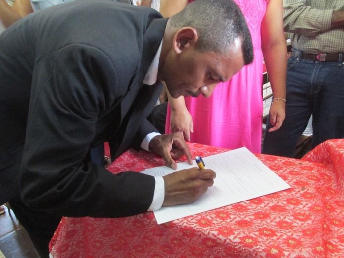 13 casais disseram Sim na parôquia diaconia Territorial Nossa Senhora de Fátima em Agricolândia   - Imagem 25