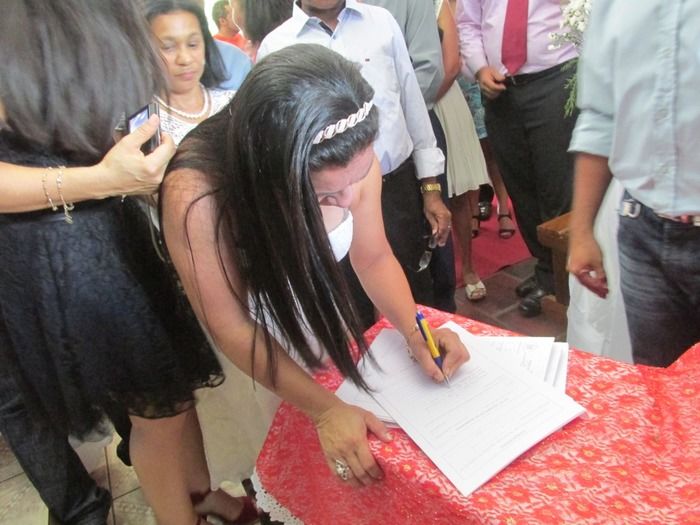 13 casais disseram Sim na parôquia diaconia Territorial Nossa Senhora de Fátima em Agricolândia   - Imagem 18