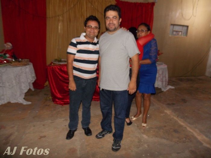 Vereador Dr. Salvador Neto e esposa enfermeira Amanda Resende realizou ceia natalina aos amigos - Imagem 27