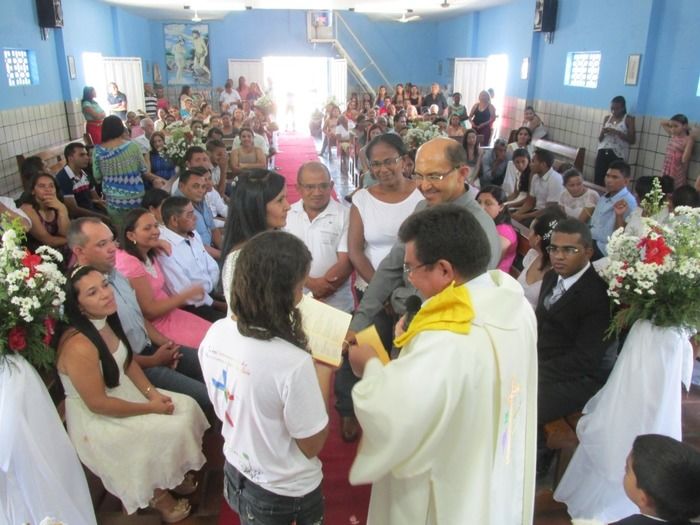 13 casais disseram Sim na parôquia diaconia Territorial Nossa Senhora de Fátima em Agricolândia   - Imagem 52