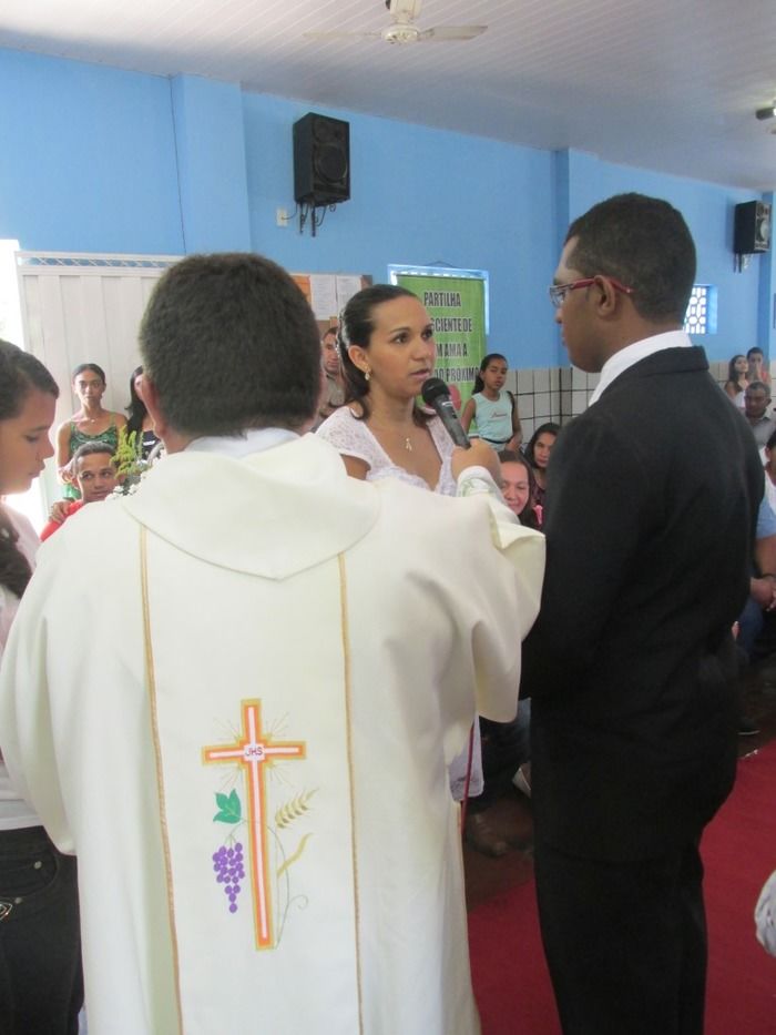 13 casais disseram Sim na parôquia diaconia Territorial Nossa Senhora de Fátima em Agricolândia   - Imagem 46