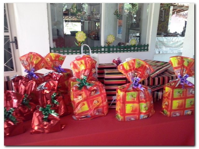 Secretaria Municipal de Educação realiza confraternização de final de ano com a equipe de trabalho - Imagem 56