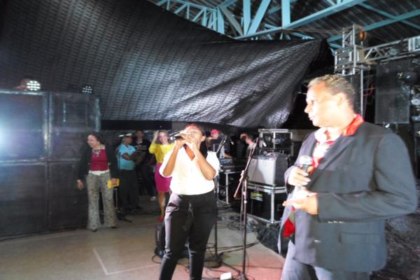 Prefeito Luiz Neto visita Regeneração e participa de aniversário da cidade  - Imagem 6