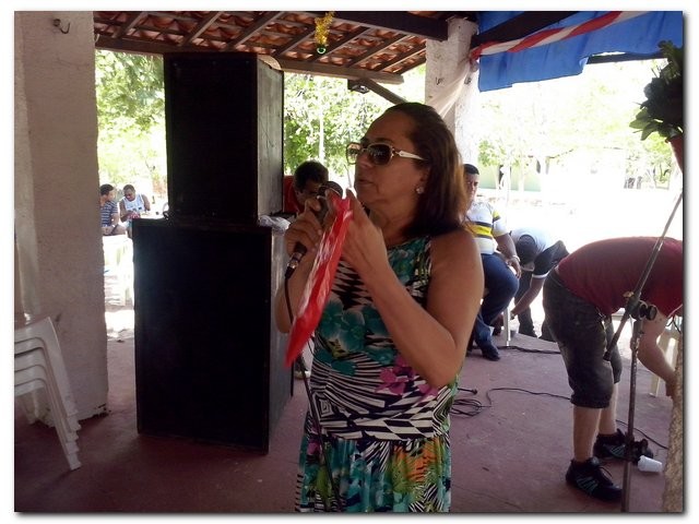 Secretaria Municipal de Educação realiza confraternização de final de ano com a equipe de trabalho - Imagem 38