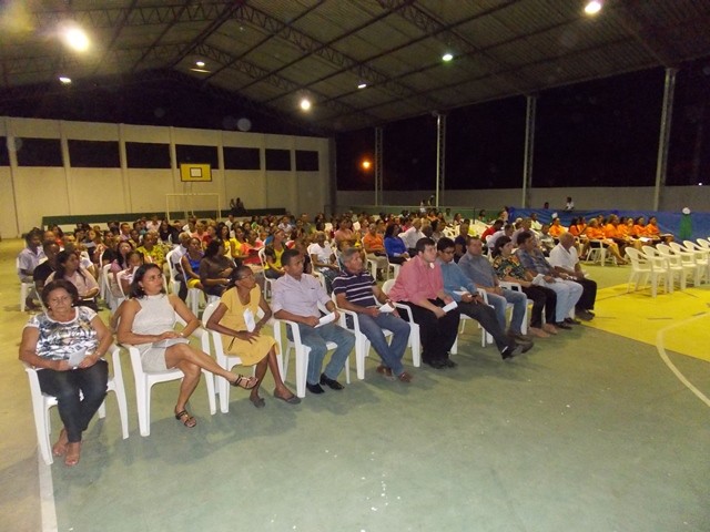 Adoração e fé em comemoração aos 58 anos da cidade de São Francisco do Piauí - Imagem 1