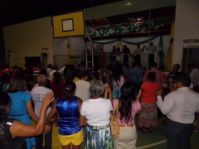 Adoração e fé em comemoração aos 58 anos da cidade de São Francisco do Piauí - Imagem 10