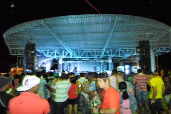 Prefeito Luiz Neto visita Regeneração e participa de aniversário da cidade  - Imagem 8