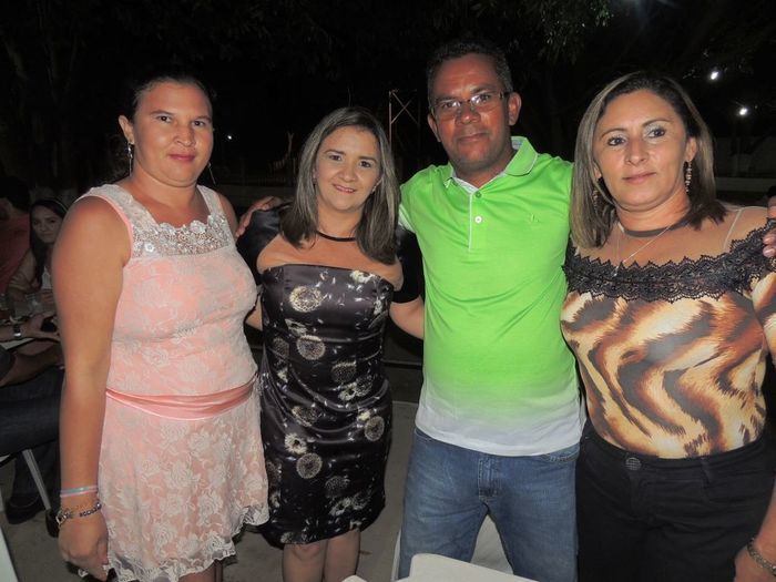 Funcionários da prefeitura participam de festa de confraternização - Imagem 66