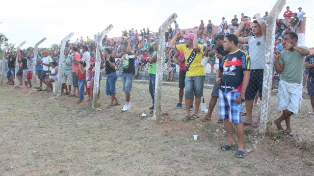 8 Mil Reais Será a premiação do Campeonato Rural 2014 em Miguel Alves - Imagem 12