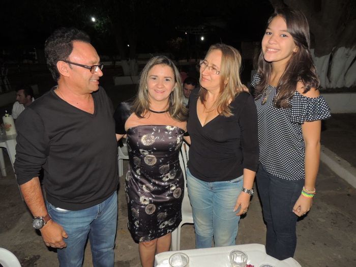 Funcionários da prefeitura participam de festa de confraternização - Imagem 74