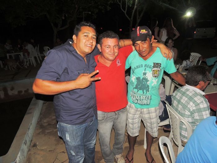 Motoristas, familiares e convidados participam de confraternização - Imagem 33