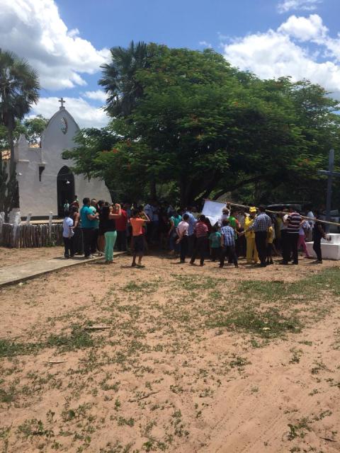 Prefeito Gilberto Júnior participa do encerramento do festejo da Comunidade Araçás - Imagem 1