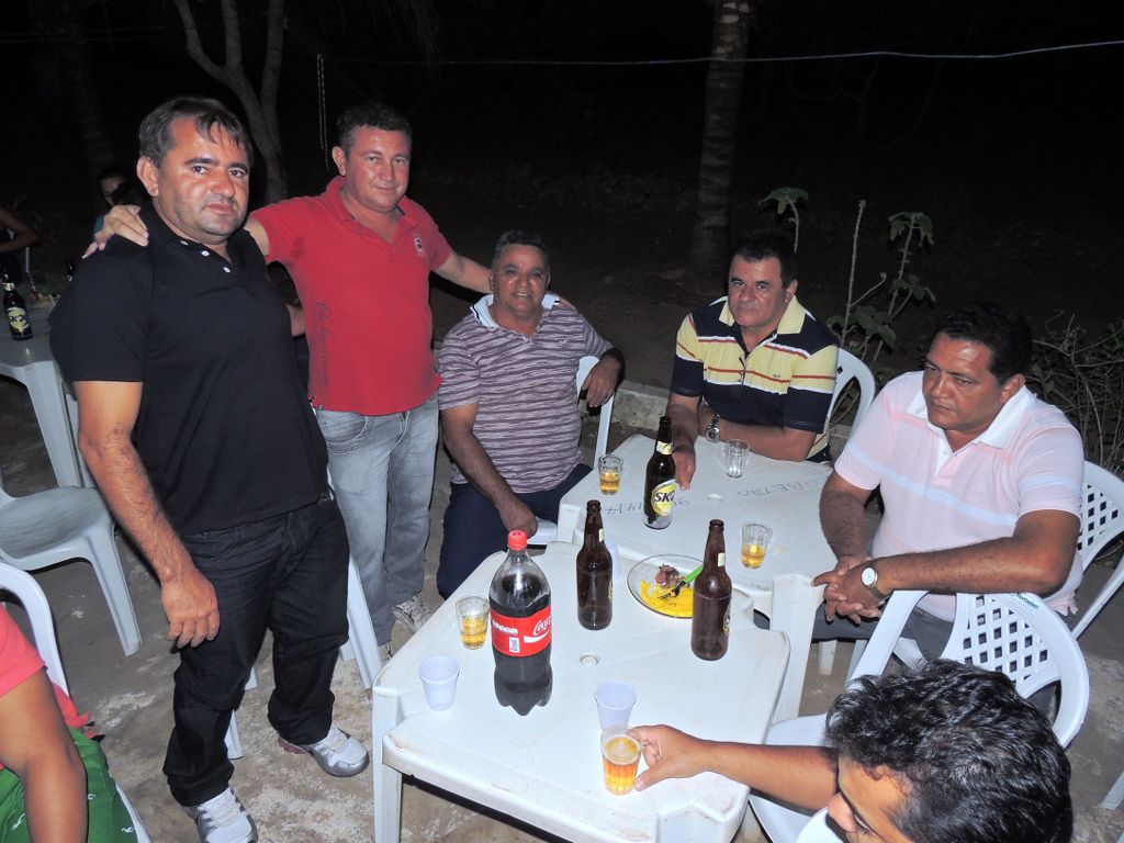 Motoristas, familiares e convidados participam de confraternização