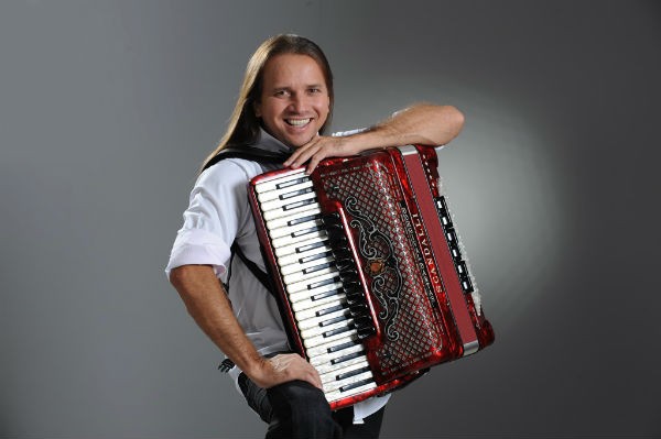 Dorgival Dantas e Donna Fulô fazem show nos festejos de Amarante - Imagem 2