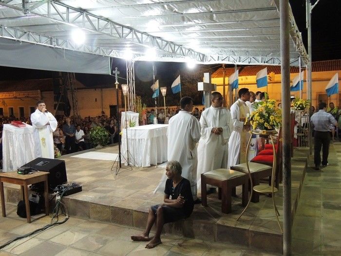 Penúltima noite do festejo de N. S. da Conceição com praça lotada de fieis - Imagem 8