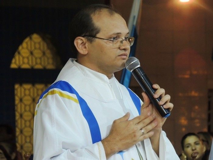 Penúltima noite do festejo de N. S. da Conceição com praça lotada de fieis - Imagem 18