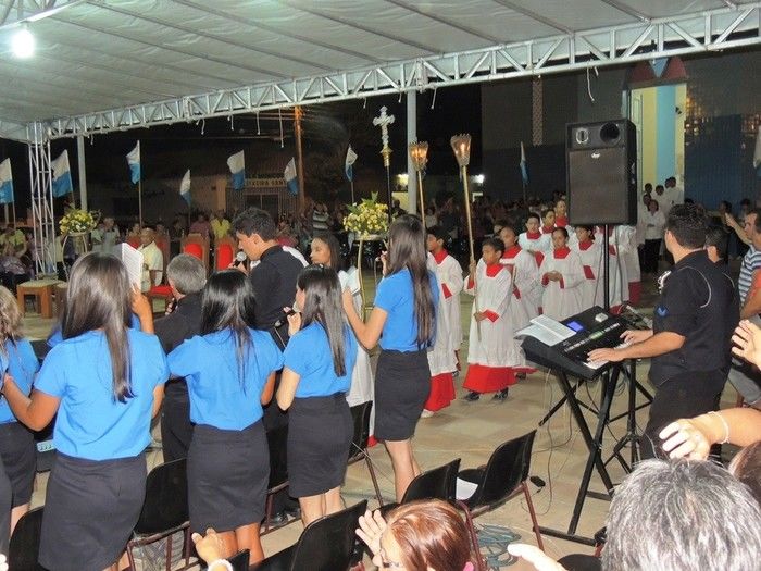 Penúltima noite do festejo de N. S. da Conceição com praça lotada de fieis - Imagem 5