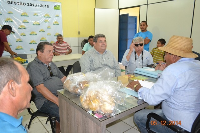 prefeito Zé Resende e o vice Dominguinho, recebem Diretores do Dnocs e visitam obras. - Imagem 2
