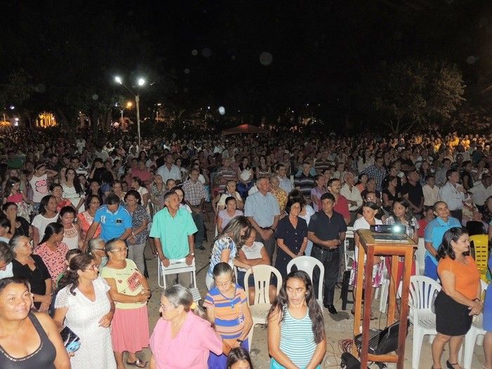Penúltima noite do festejo de N. S. da Conceição com praça lotada de fieis - Imagem 7