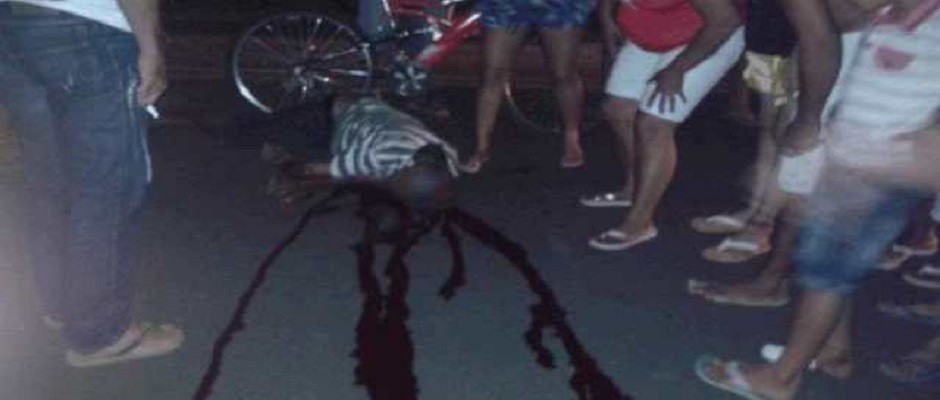 Acidente entre carro e ciclista deixa dois mortos em Campo Maior