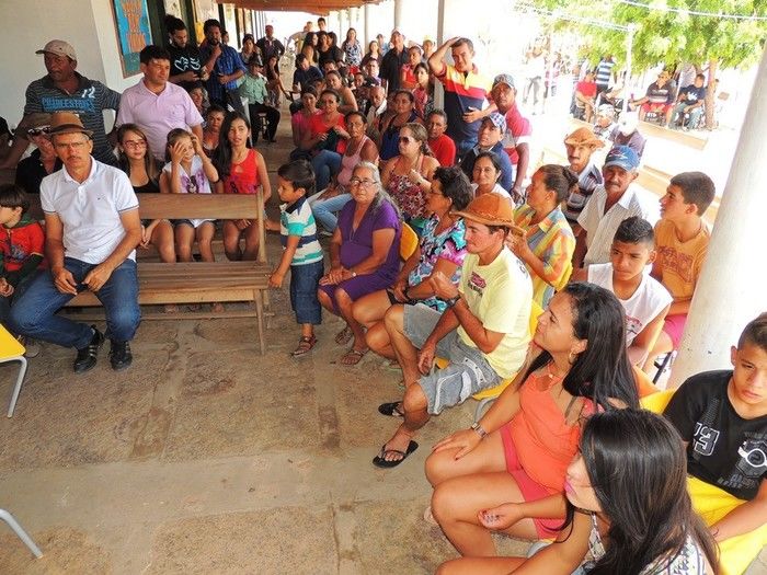 Prefeita reuniu-se com assentados da região do sertão - Imagem 11