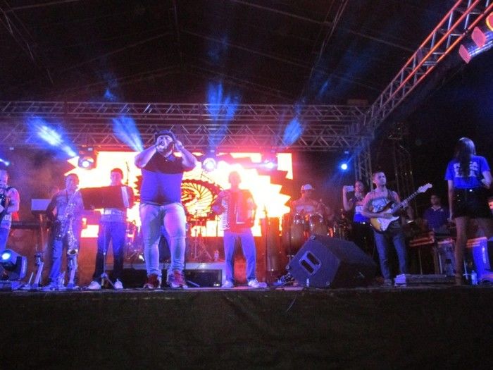 Brasas do Forró Incendeia o Fogo da Paixão no encerramento dos Festejos do Bairro Baixa em Agricolândia - Imagem 1