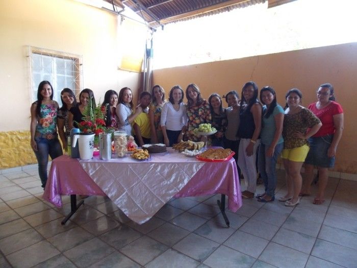 Equipe surpreende amigas de trabalho do CRAS e do CAPS - Imagem 8