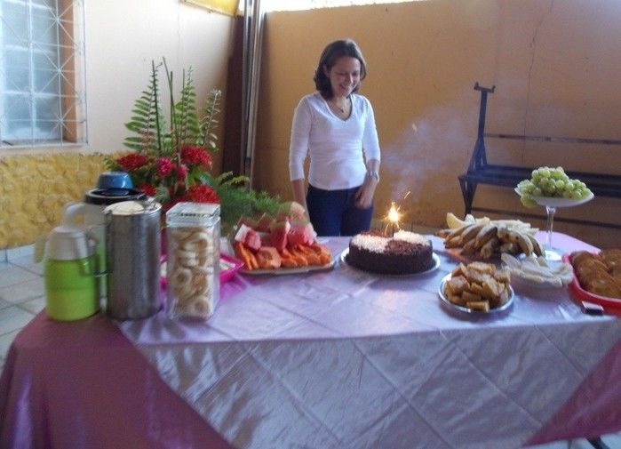 Equipe surpreende amigas de trabalho do CRAS e do CAPS - Imagem 2