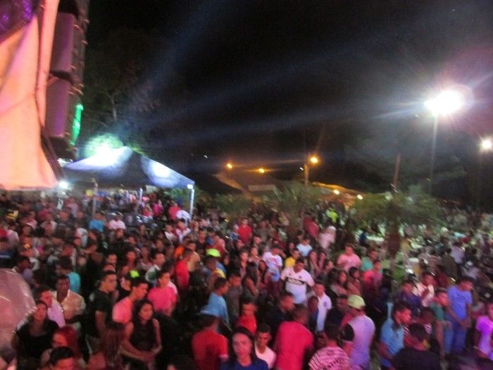 Brasas do Forró Incendeia o Fogo da Paixão no encerramento dos Festejos do Bairro Baixa em Agricolândia - Imagem 17