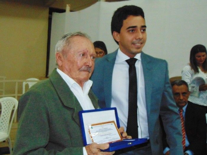 Câmara de vereadores entrega títulos de Cidadão Correntino - Imagem 6