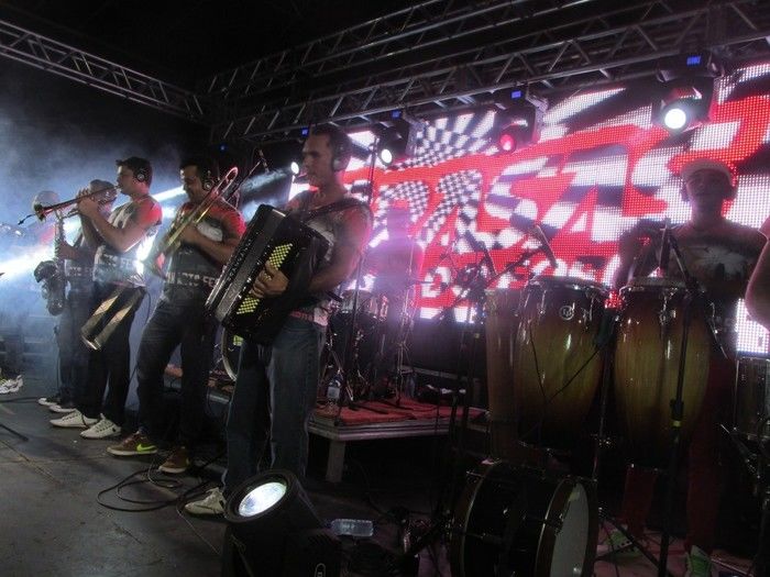 Brasas do Forró Incendeia o Fogo da Paixão no encerramento dos Festejos do Bairro Baixa em Agricolândia - Imagem 13