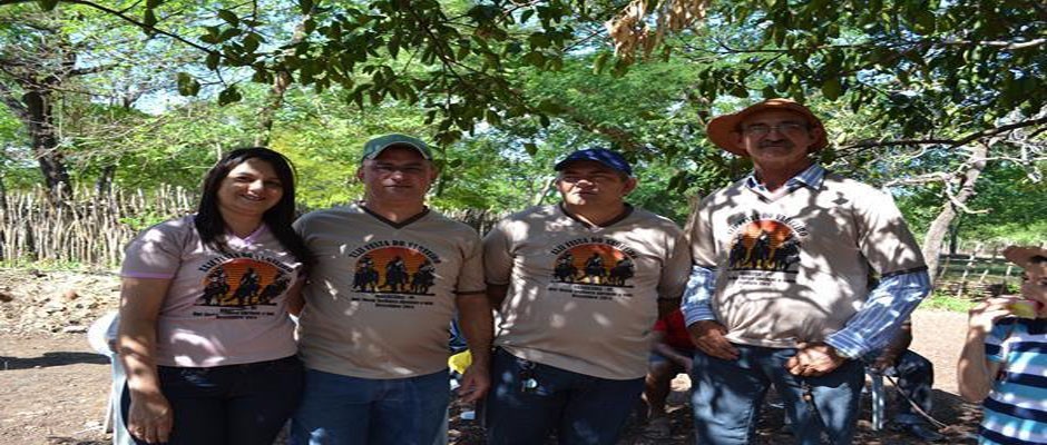 Prefeita de Brasileira participa de evento em homenagem aos vaqueiros e criadores