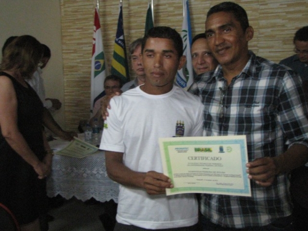 Jovens recebem certificados do PRONATEC em Miguel Alves - Imagem 5