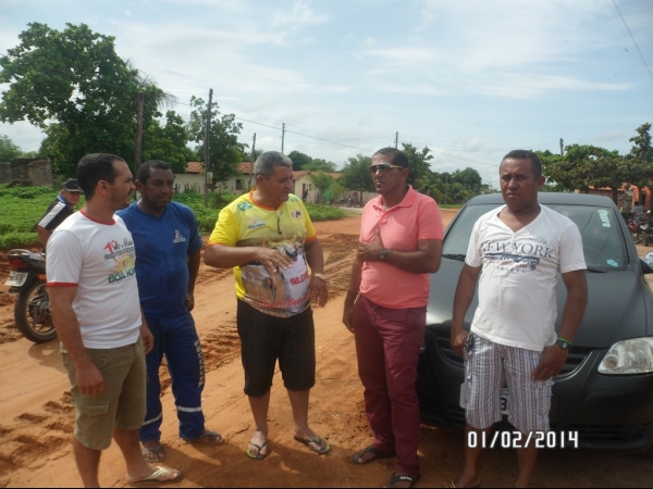 Chega primeiras maquinas que iniciarão a obra de asfaltamento da PI 331  - Imagem 1